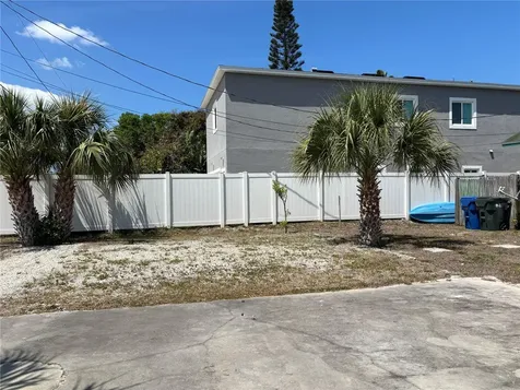 507 Cleveland Avenue SW Largo FL 33770