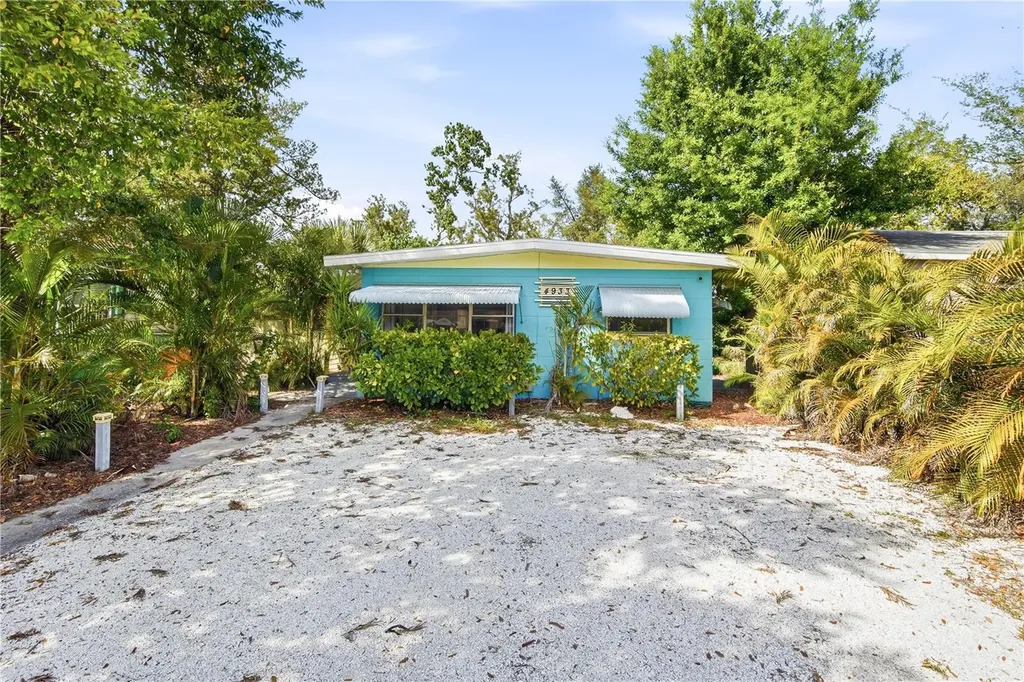 4933 13th Avenue S Gulfport FL 33707