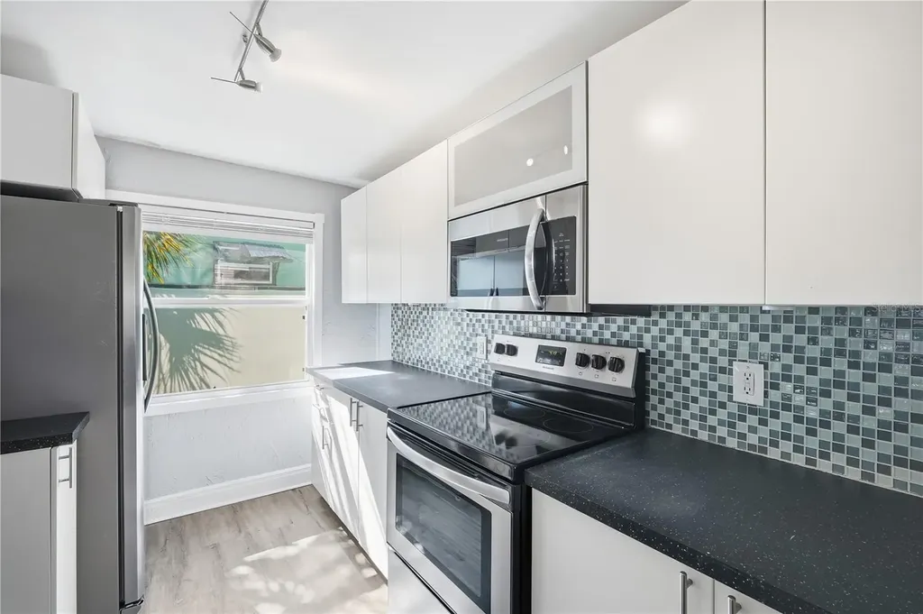4933 13th Avenue S Gulfport FL 33707