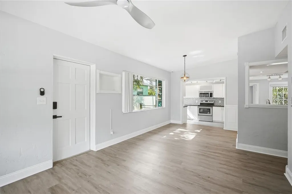 4933 13th Avenue S Gulfport FL 33707