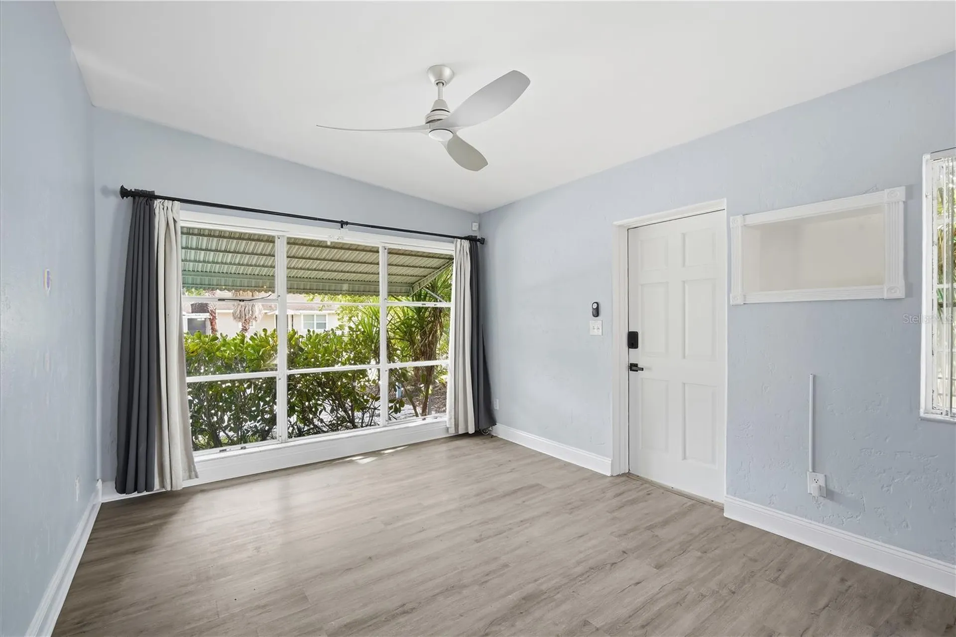 4933 13th Avenue S Gulfport FL 33707