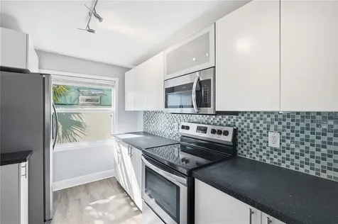 4933 13th Avenue S Gulfport FL 33707