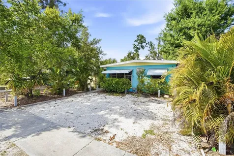 4933 13th Avenue S Gulfport FL 33707
