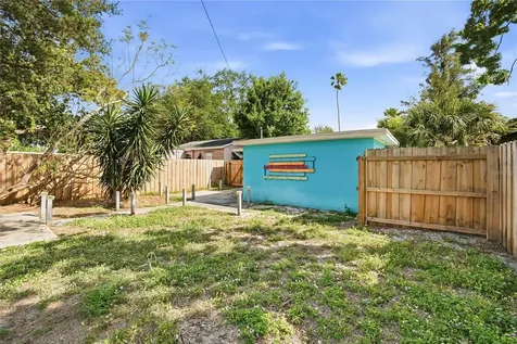 4933 13th Avenue S Gulfport FL 33707
