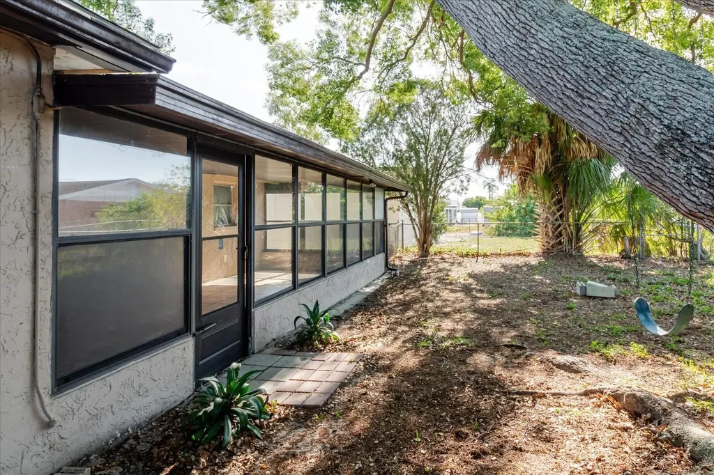 3338 Hoover Drive Holiday FL 34691