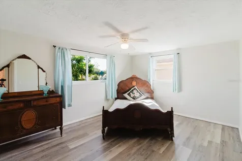 3338 Hoover Drive Holiday FL 34691