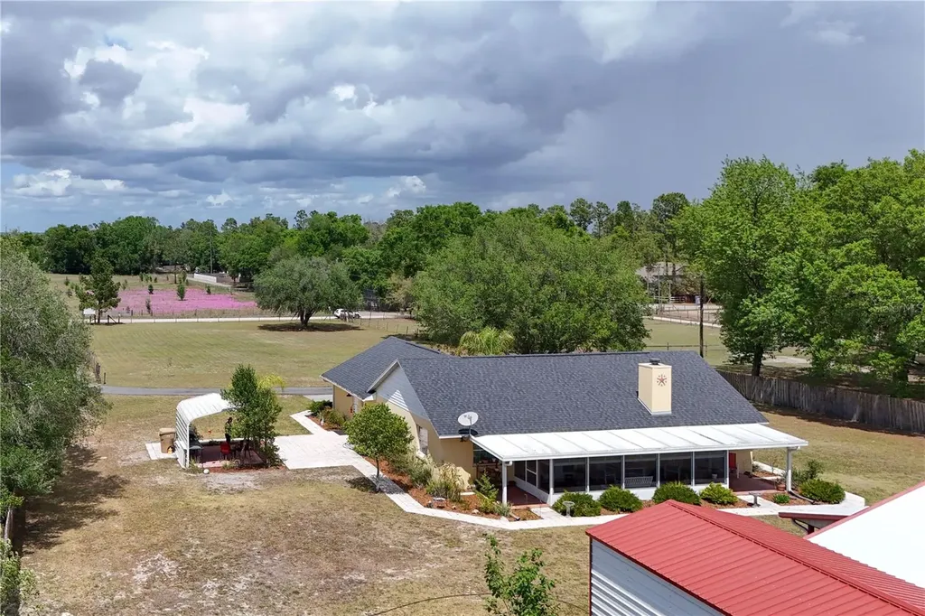 23440 Oak Lane Sorrento FL 32776