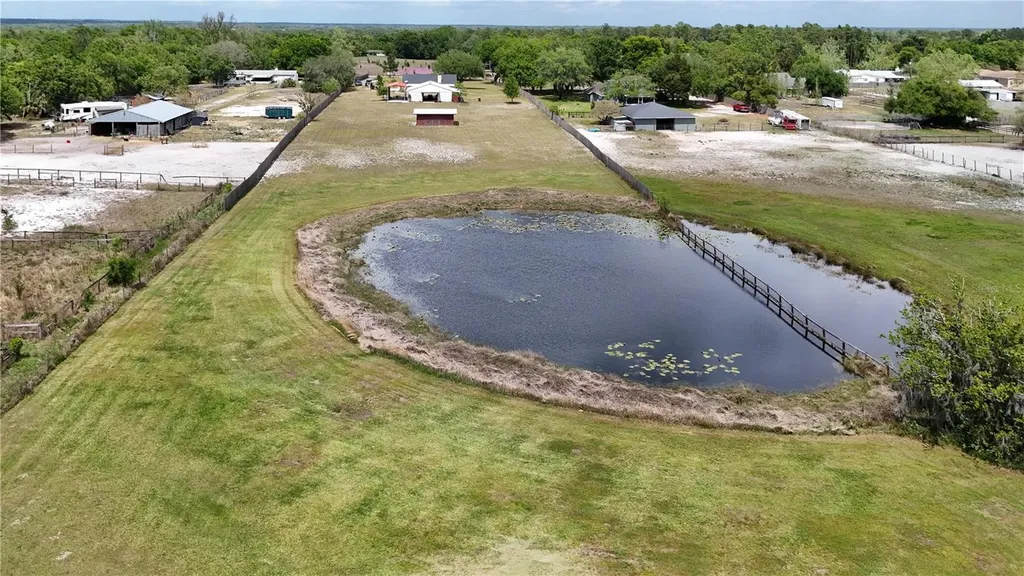 23440 Oak Lane Sorrento FL 32776