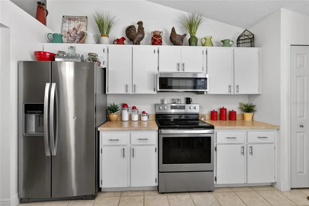 23440 Oak Lane Sorrento FL 32776