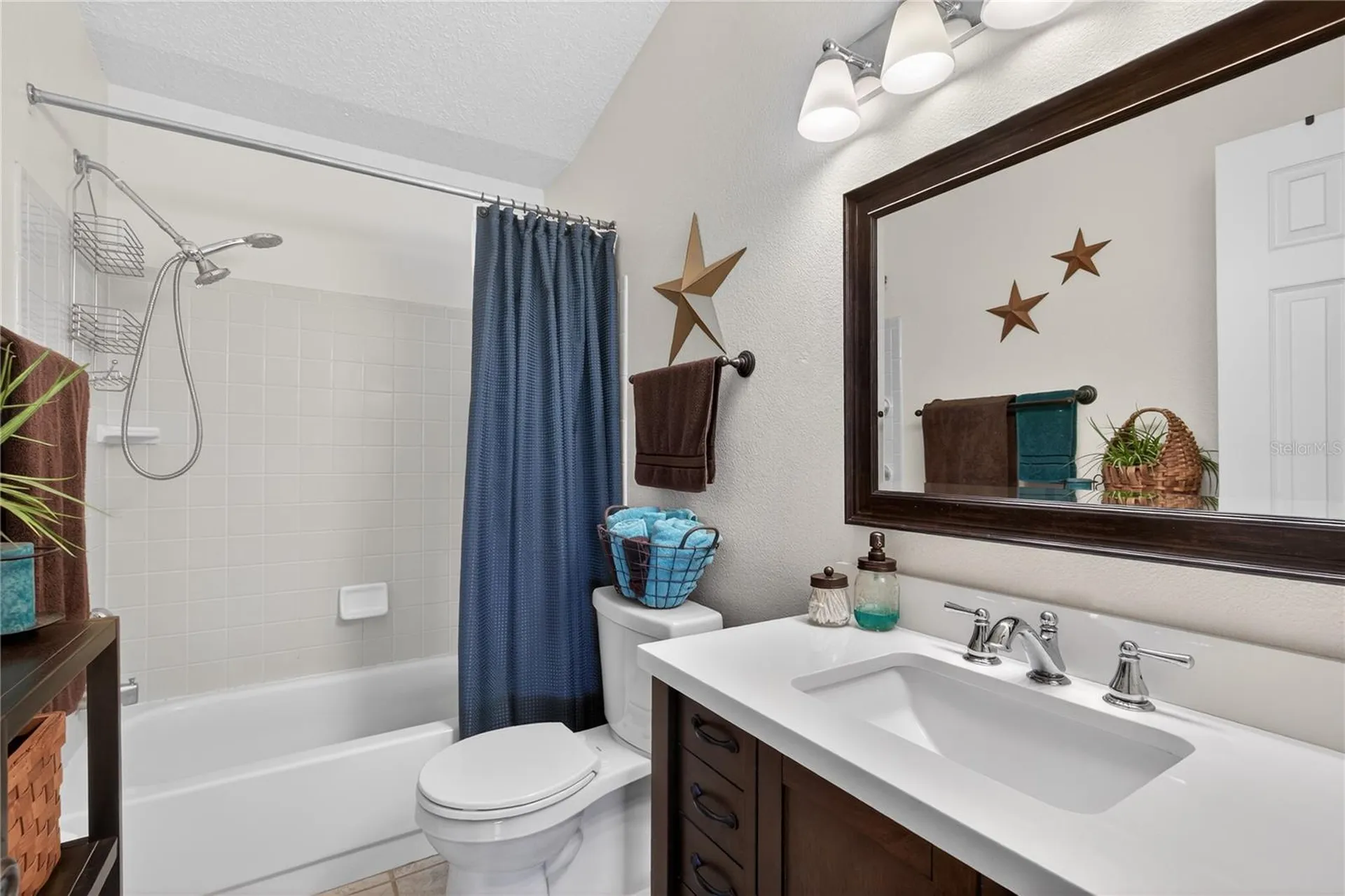23440 Oak Lane Sorrento FL 32776
