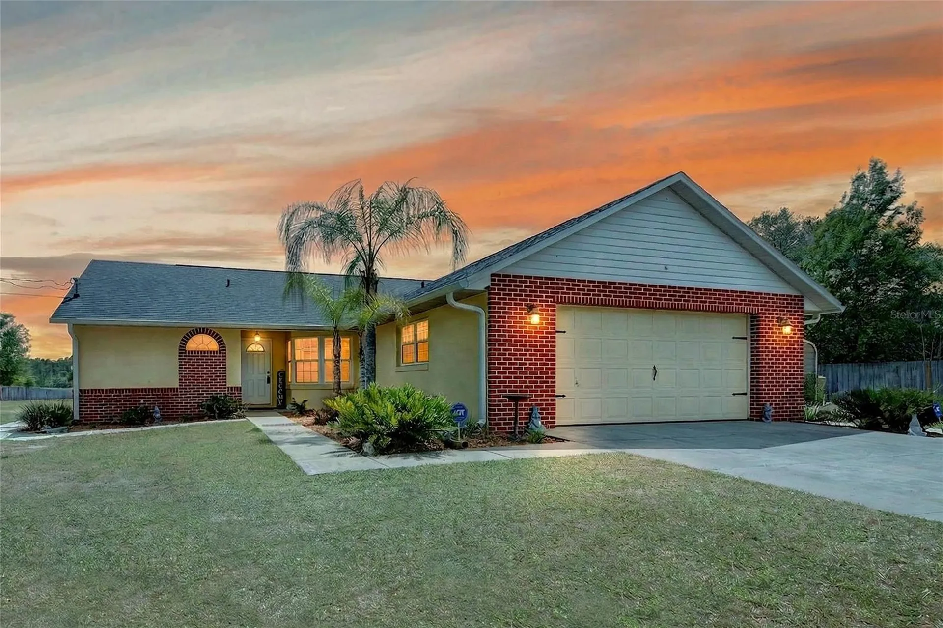 23440 Oak Lane Sorrento FL 32776