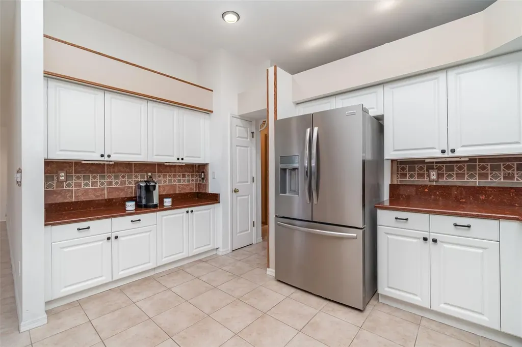 2725 SW 28th Place Cape Coral FL 33914