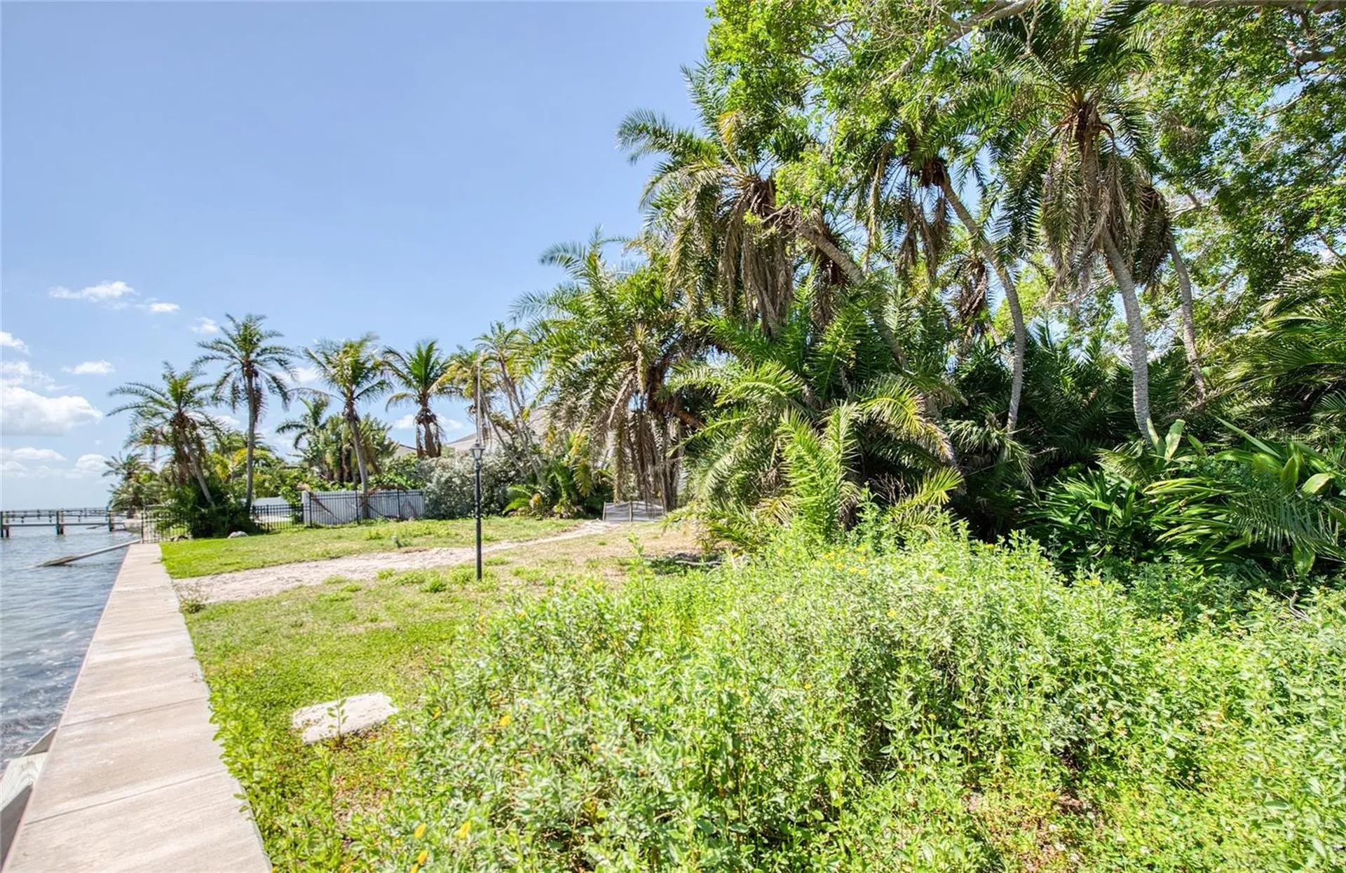 5926 Bahama Shores Drive S St Petersburg FL 33705