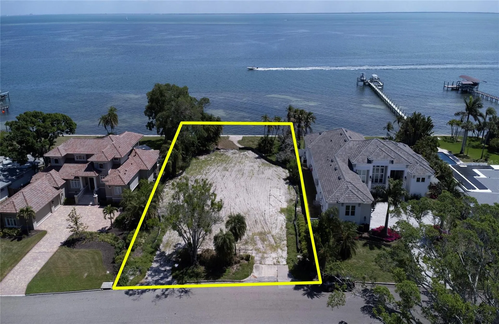 5926 Bahama Shores Drive S St Petersburg FL 33705
