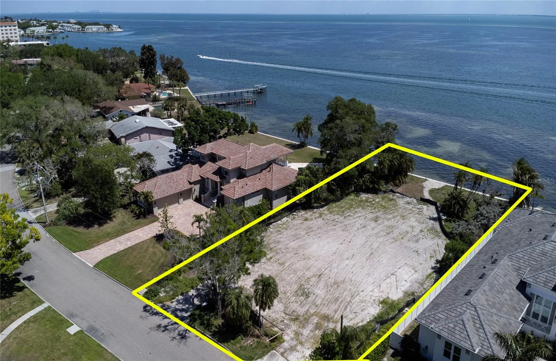 5926 Bahama Shores Drive S St Petersburg FL 33705