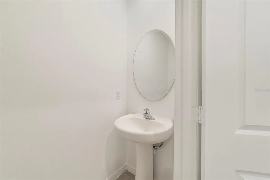 1665 Greenleaf Woods Cove Oviedo FL 32765