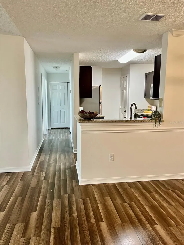 1939 Summer Club Apt Drive Oviedo FL 32765