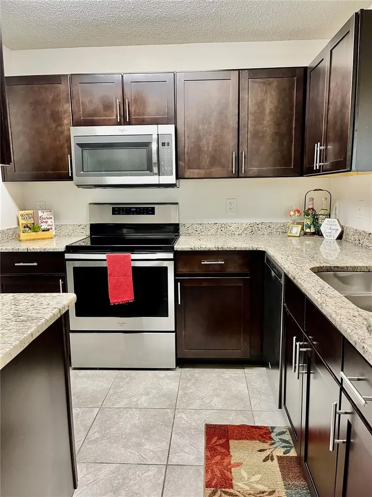 1939 Summer Club Apt Drive Oviedo FL 32765