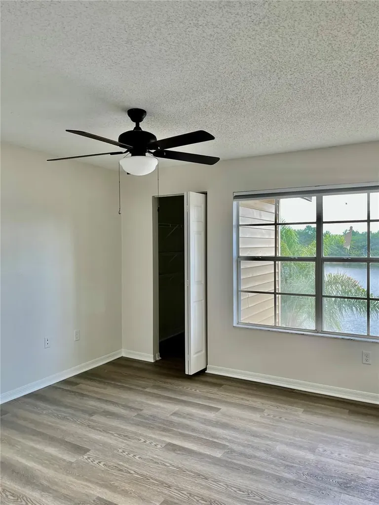 1939 Summer Club Apt Drive Oviedo FL 32765