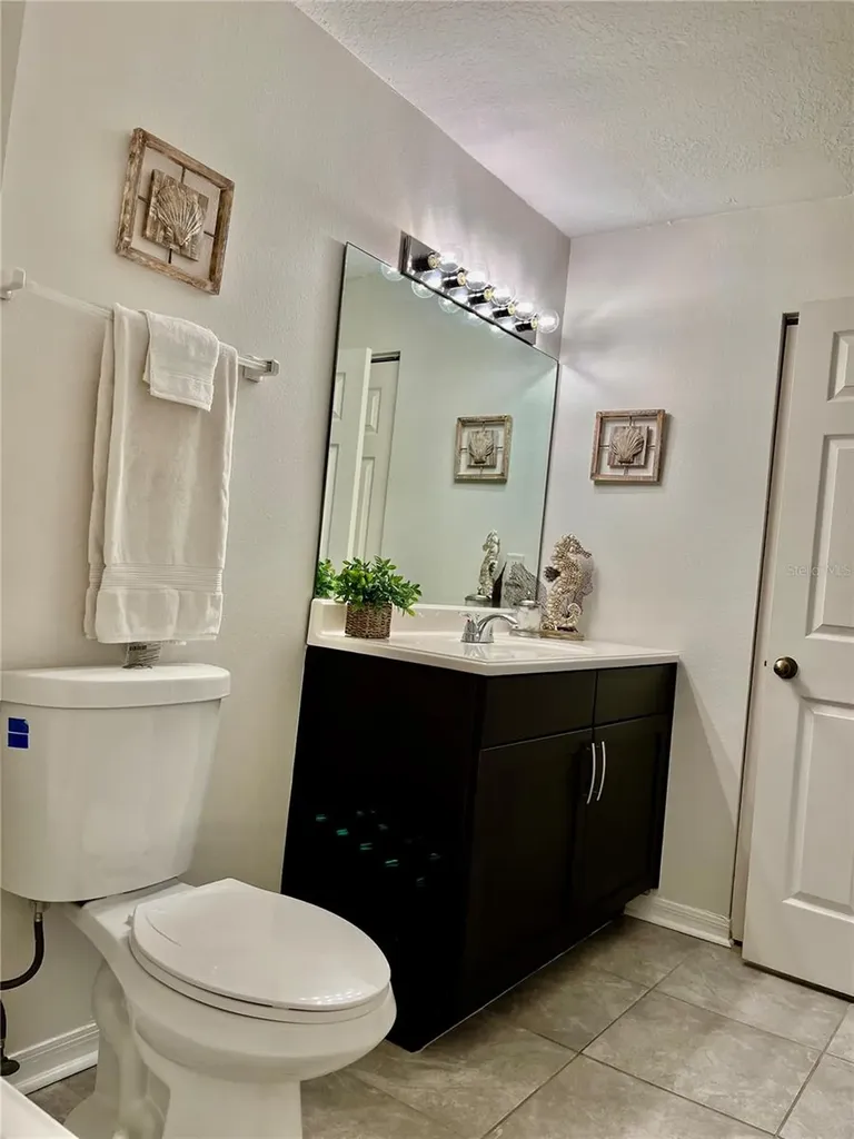 1939 Summer Club Apt Drive Oviedo FL 32765