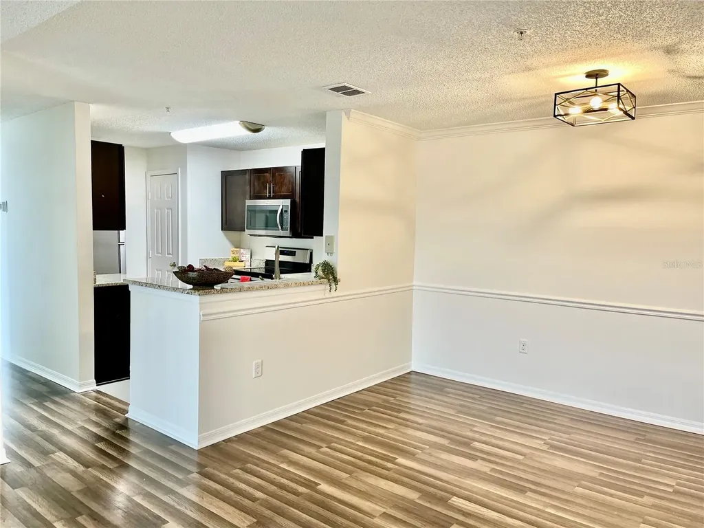 1939 Summer Club Apt Drive Oviedo FL 32765