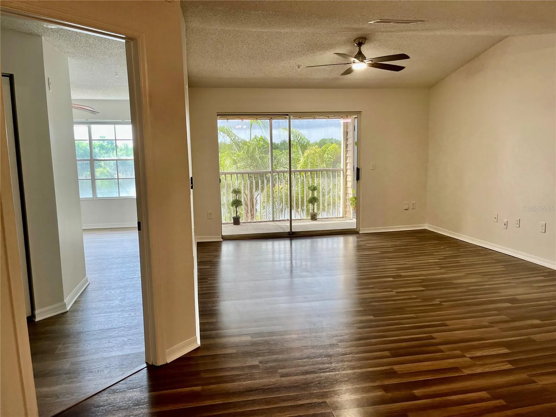 1939 Summer Club Apt Drive Oviedo FL 32765