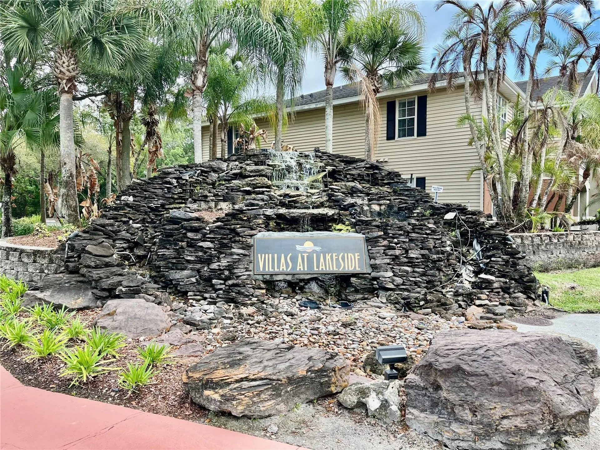 1939 Summer Club Apt Drive Oviedo FL 32765
