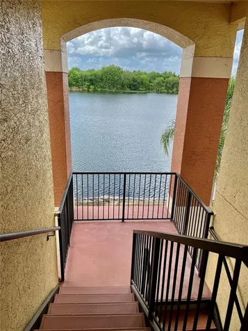1939 Summer Club Apt Drive Oviedo FL 32765