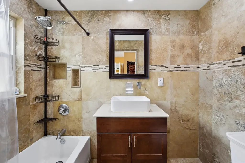 3925 Prado Drive Sarasota FL 34235