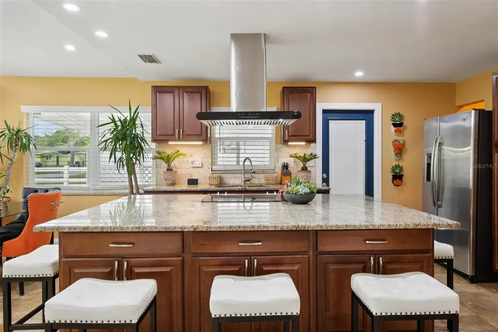 3925 Prado Drive Sarasota FL 34235