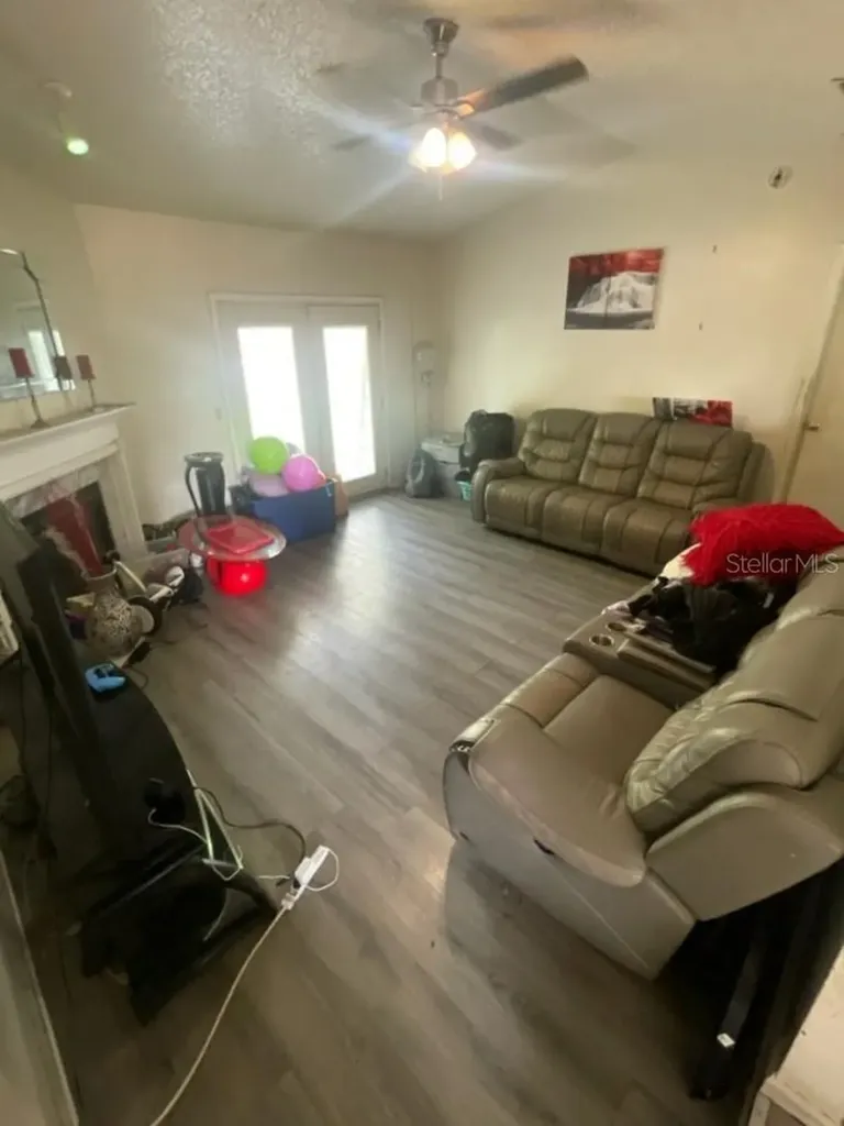 11350 Island Shore Drive W Jacksonville FL 32218