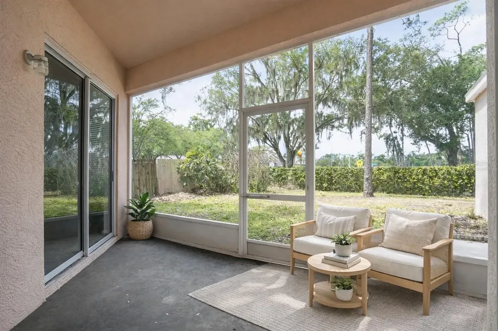 3725 Hollow Wood Drive Valrico FL 33596