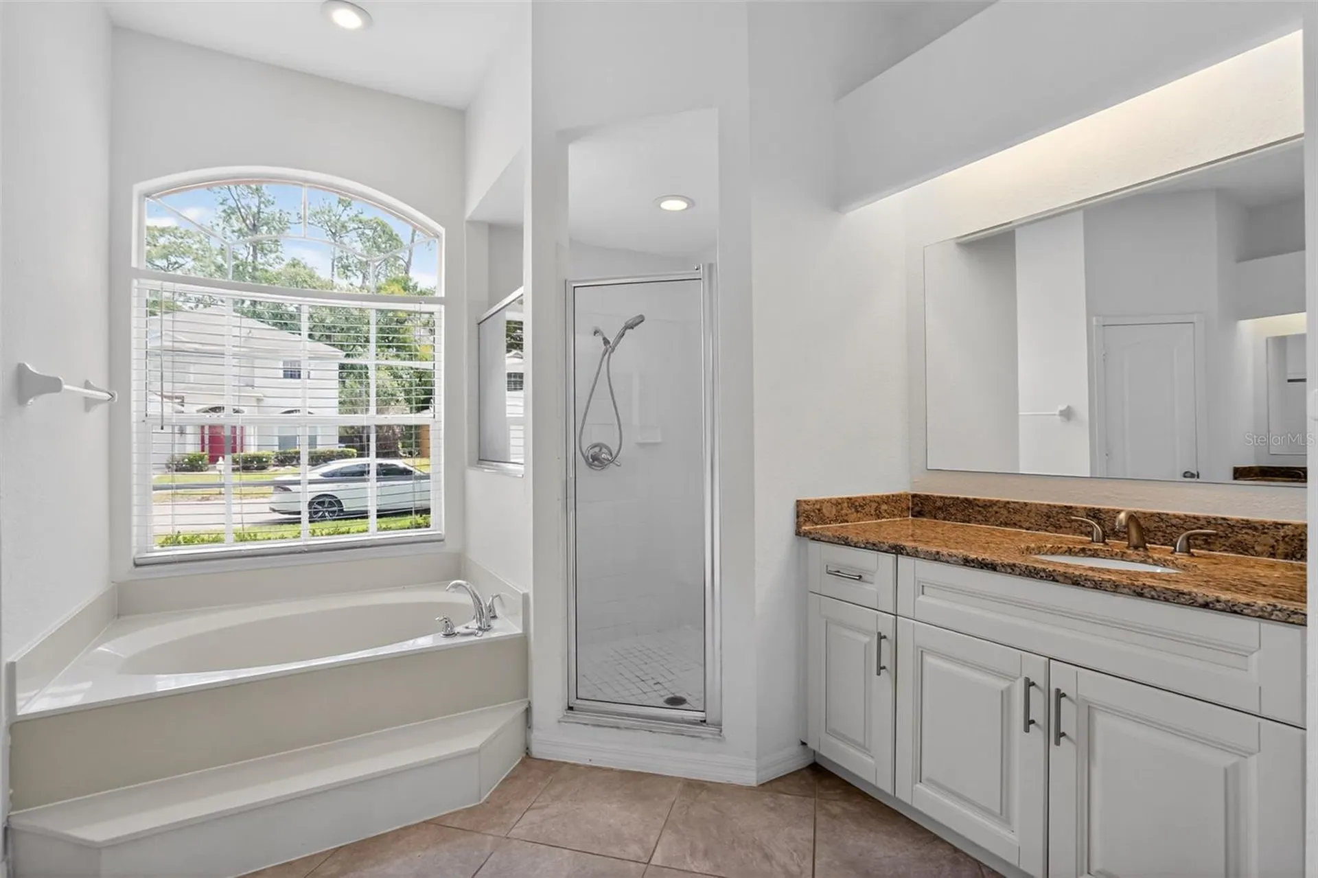 3725 Hollow Wood Drive Valrico FL 33596