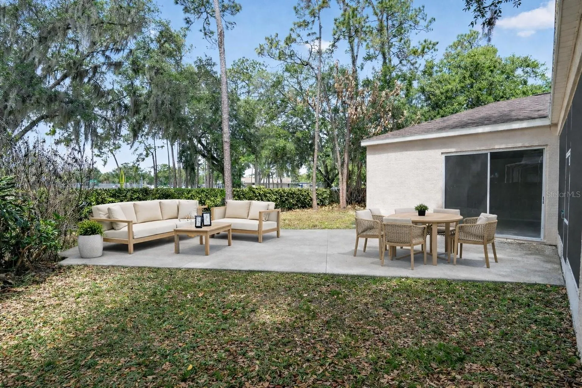 3725 Hollow Wood Drive Valrico FL 33596