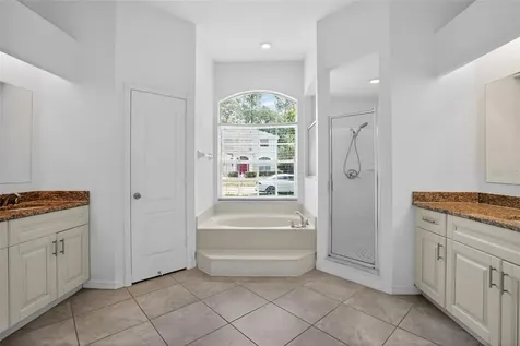 3725 Hollow Wood Drive Valrico FL 33596