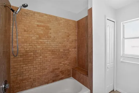 3725 Hollow Wood Drive Valrico FL 33596