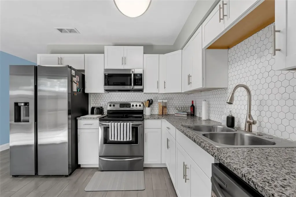 752 Howland Lane Altamonte Springs FL 32701