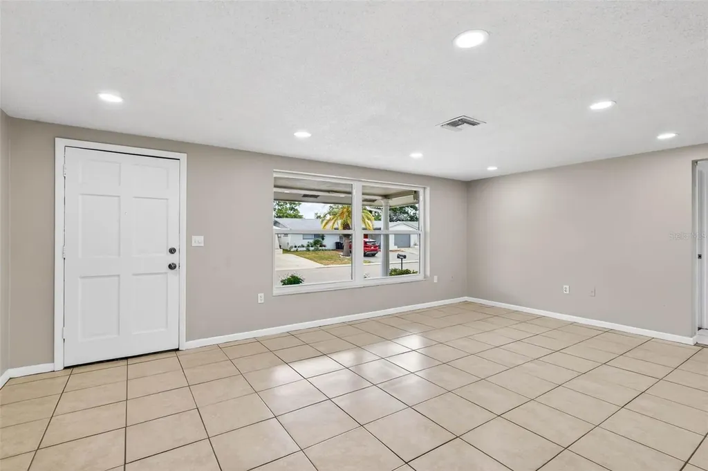 8915 Sterling Lane Port Richey FL 34668