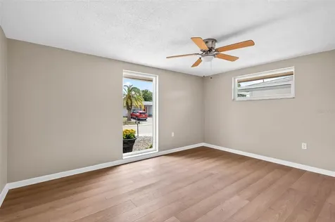 8915 Sterling Lane Port Richey FL 34668