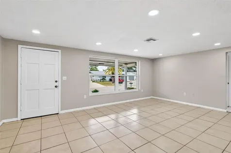 8915 Sterling Lane Port Richey FL 34668