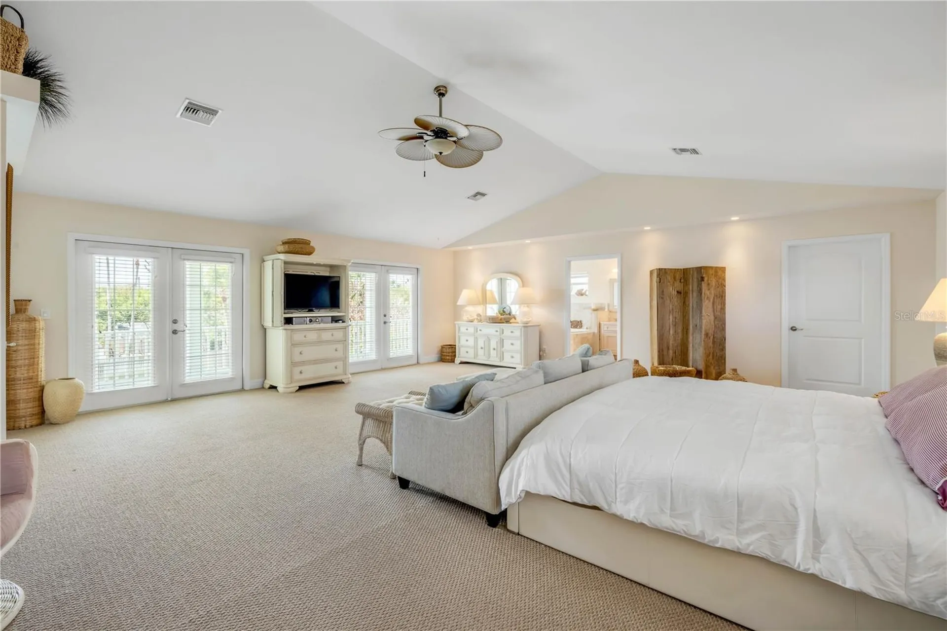 708 Ocean Avenue New Smyrna Beach FL 32169