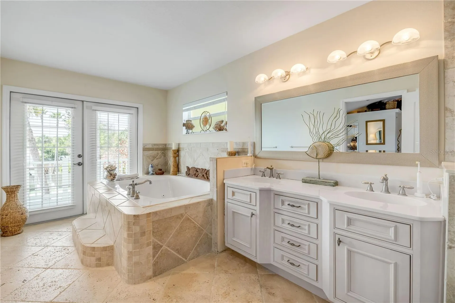 708 Ocean Avenue New Smyrna Beach FL 32169