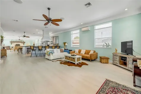 708 Ocean Avenue New Smyrna Beach FL 32169