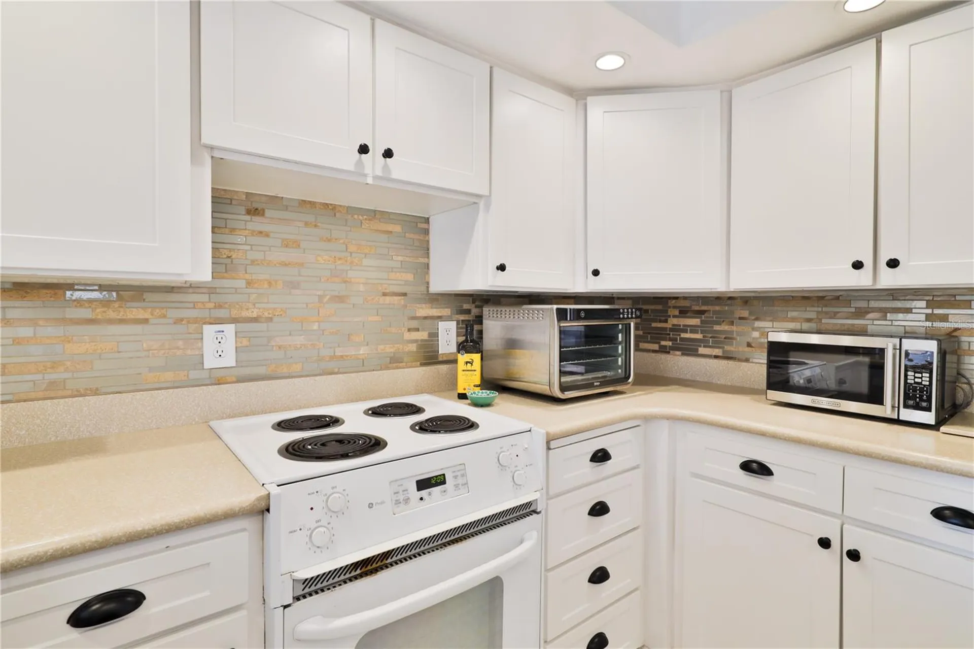 2307 Saxon Drive New Smyrna Beach FL 32169