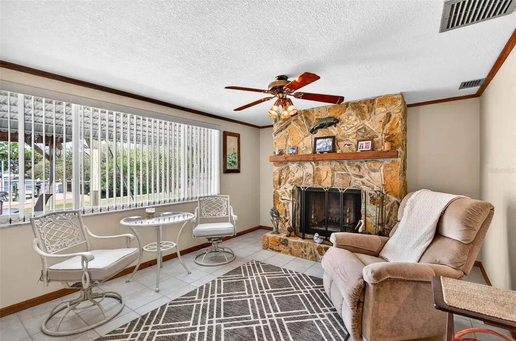 6645 Harbor Drive Hudson FL 34667