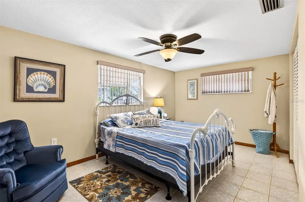 6645 Harbor Drive Hudson FL 34667