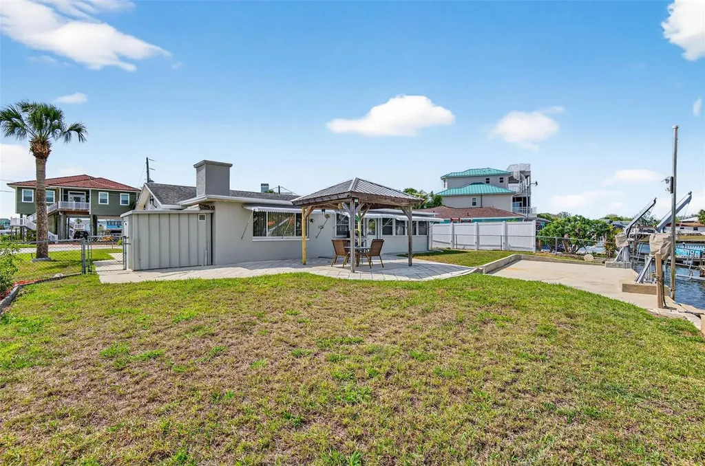 6645 Harbor Drive Hudson FL 34667