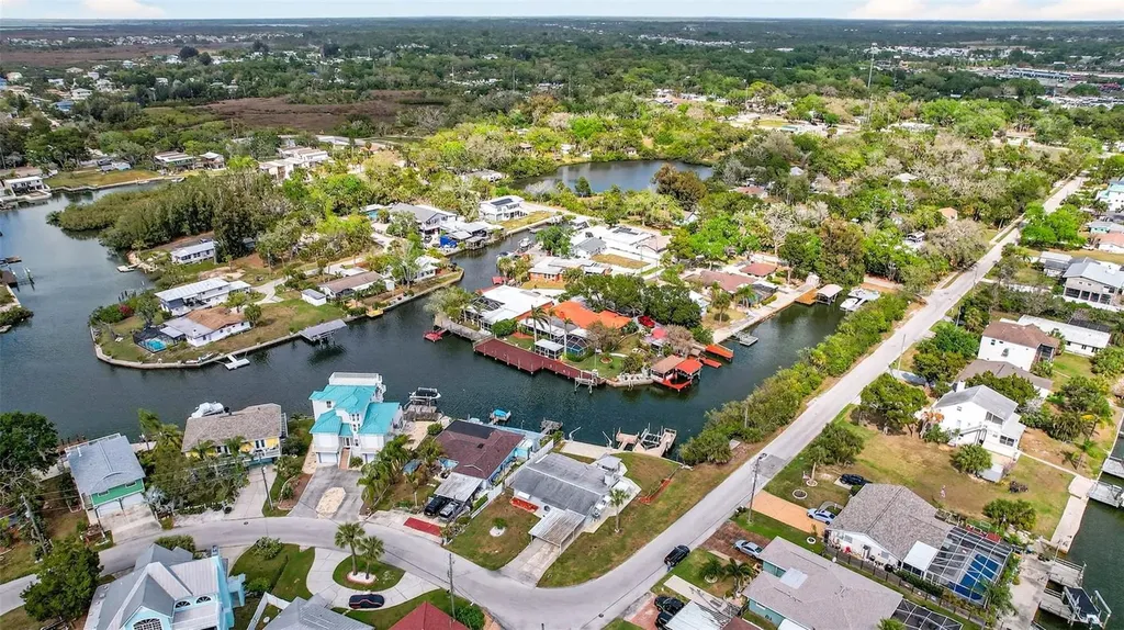 6645 Harbor Drive Hudson FL 34667