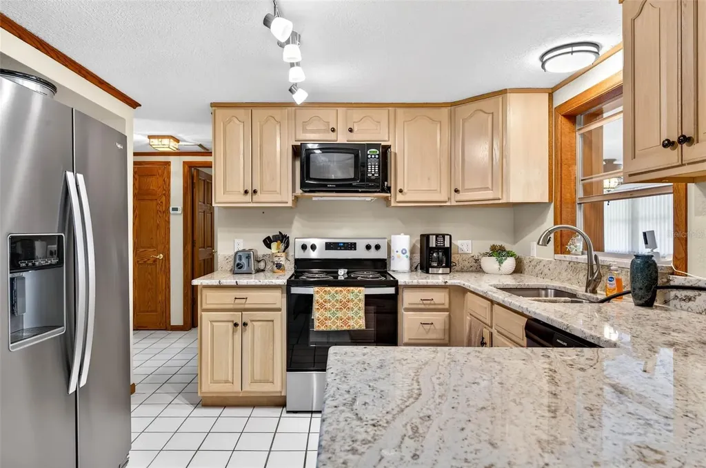 6645 Harbor Drive Hudson FL 34667