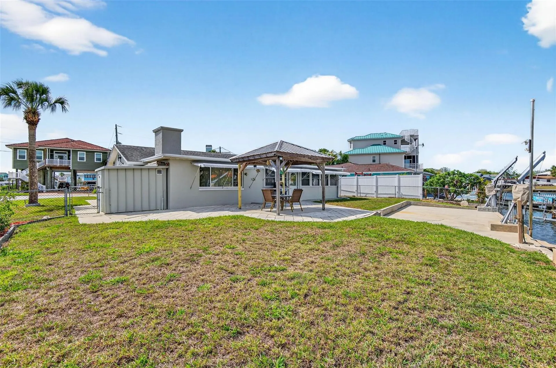 6645 Harbor Drive Hudson FL 34667